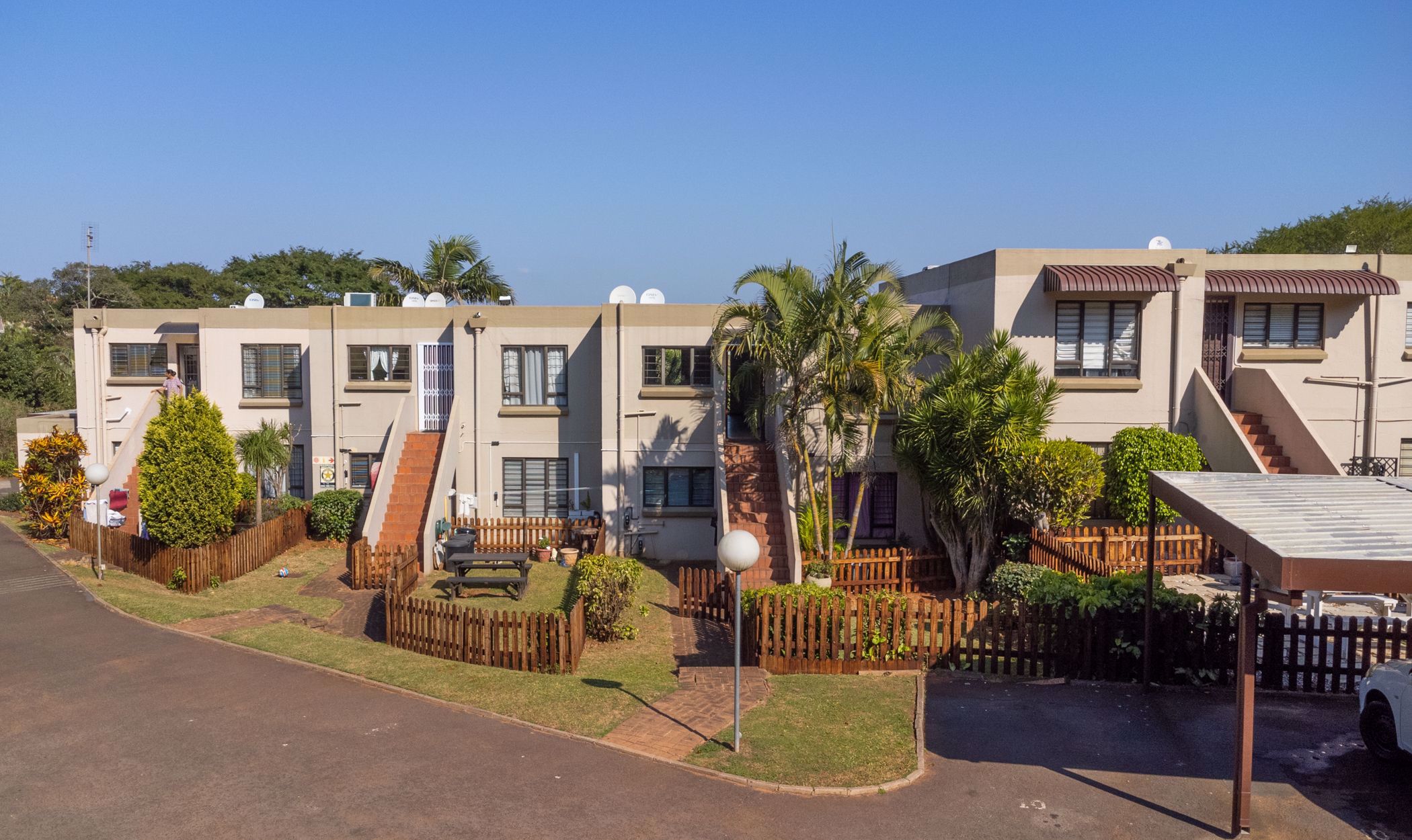 Apartment to rent in Sunningdale, uMhlanga - 1ND1735523