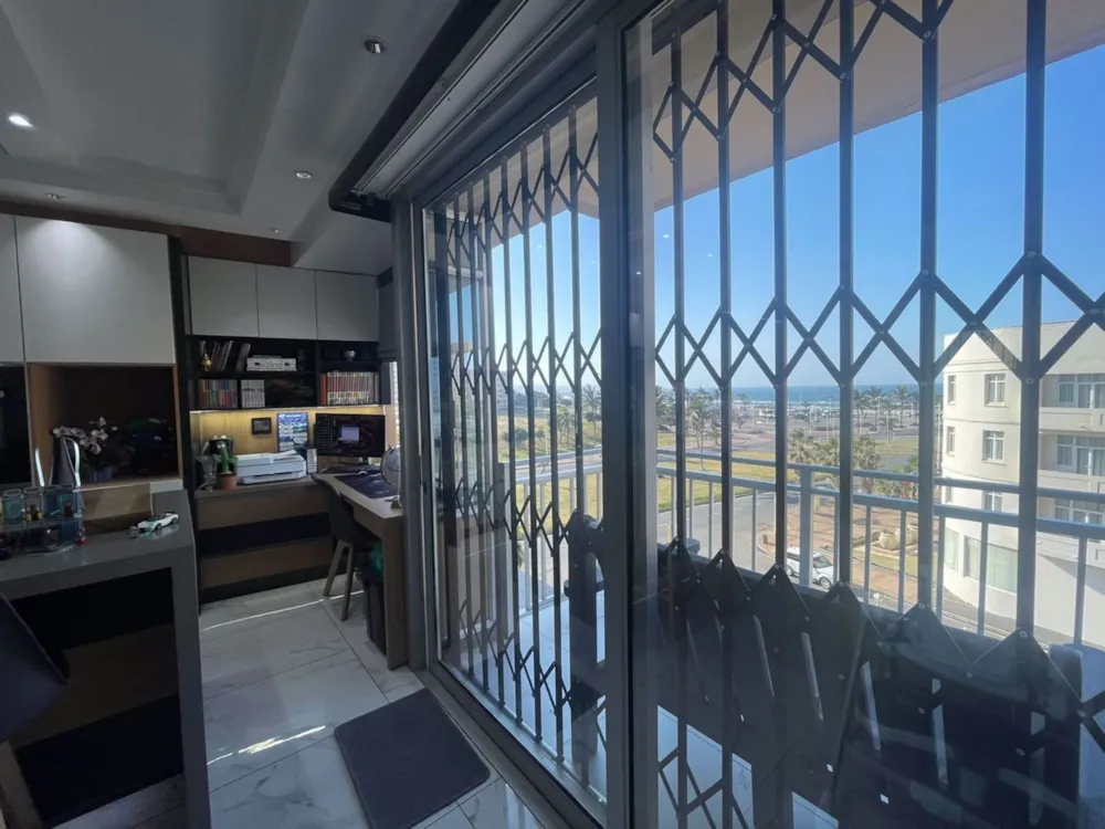 Apartment for sale in North Beach Durban - 1DA1576240 Apartment for sale in North Beach Durban - 1DA1576240