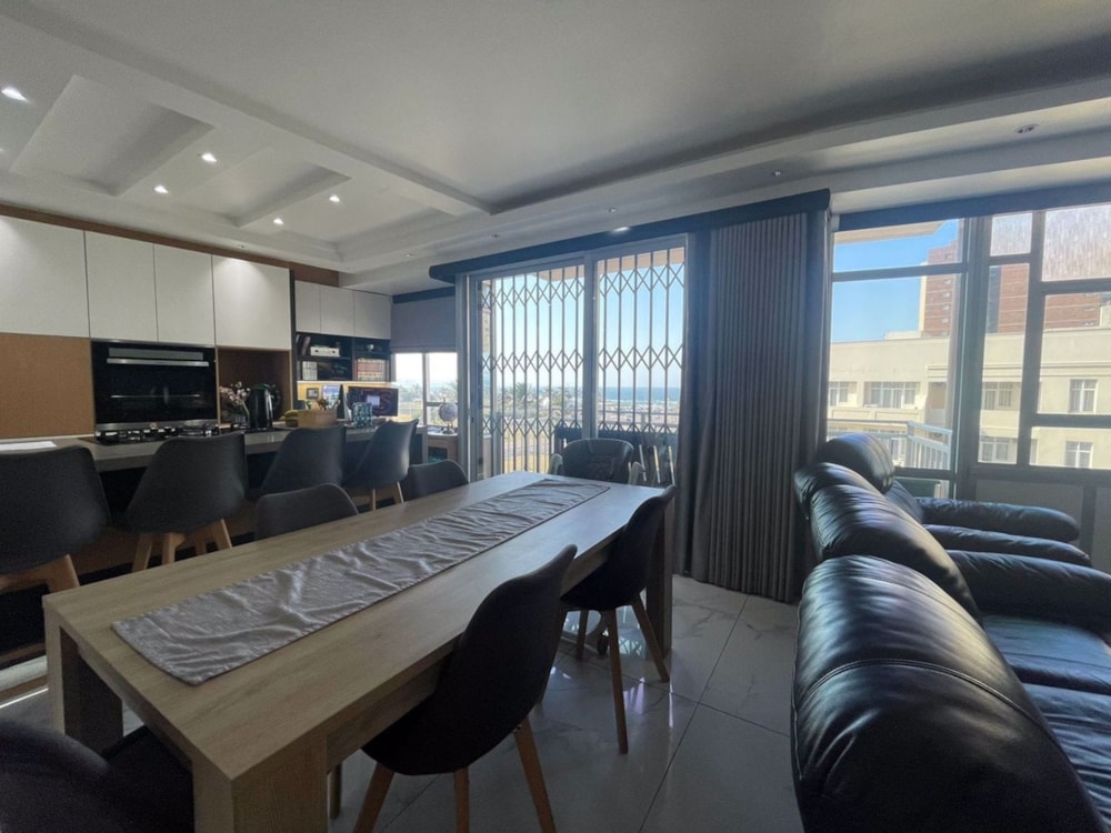 Apartment for sale in North Beach Durban - 1DA1576240 Apartment for sale in North Beach Durban - 1DA1576240