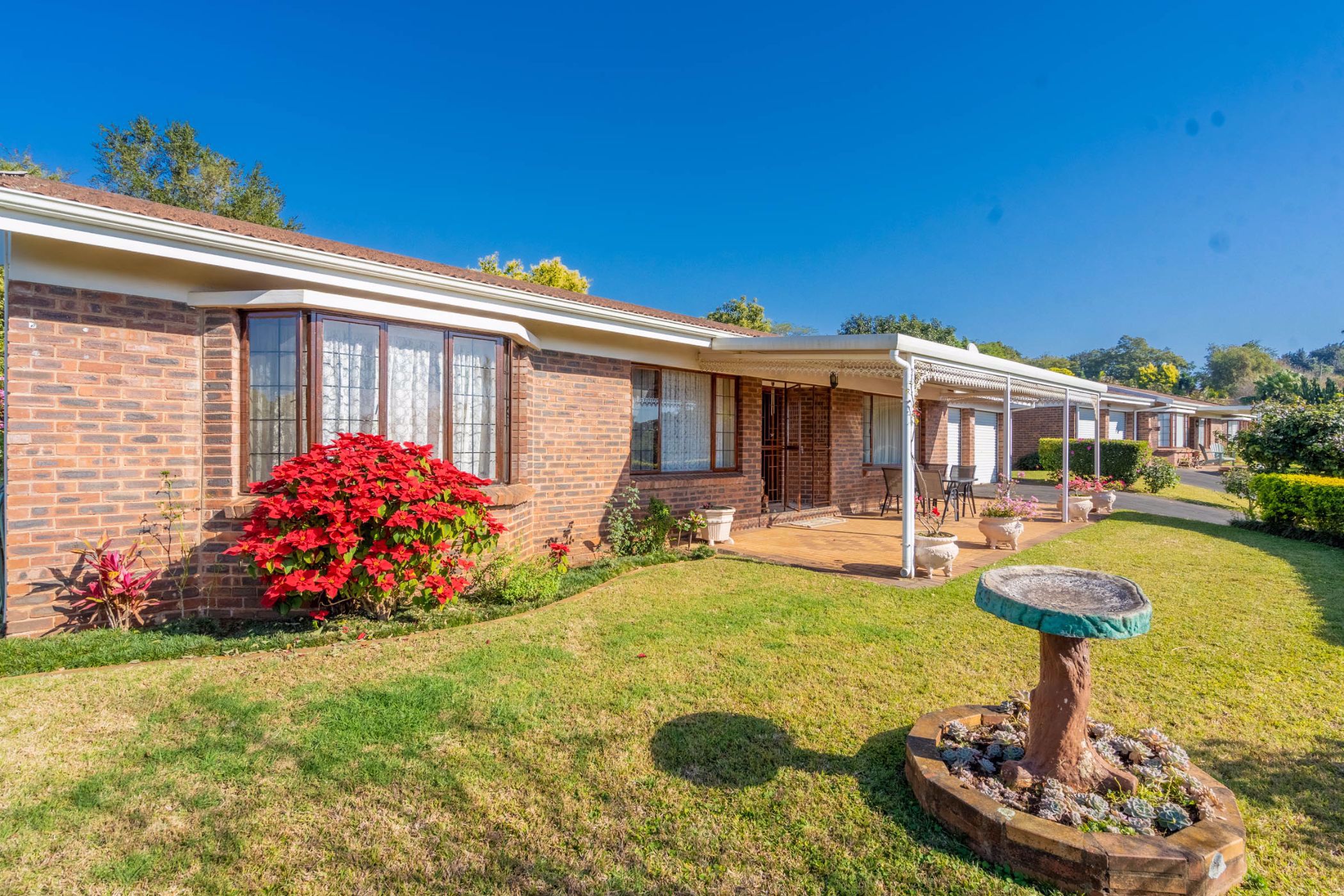 Townhouse to rent in Waterfall, Upper Highway - 1KF1722150