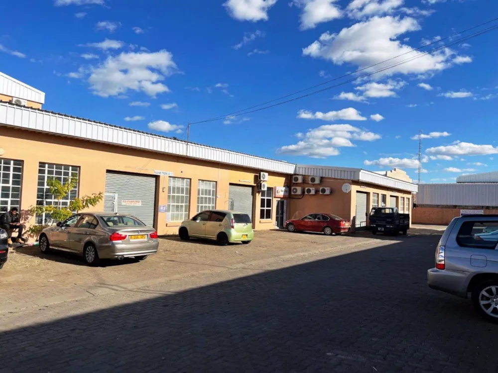 Commercial industrial property sold in Block 3 Industrial, Botswana - 3BO1575892 Commercial industrial property sold in Block 3 Industrial, Botswana - 3BO1575892