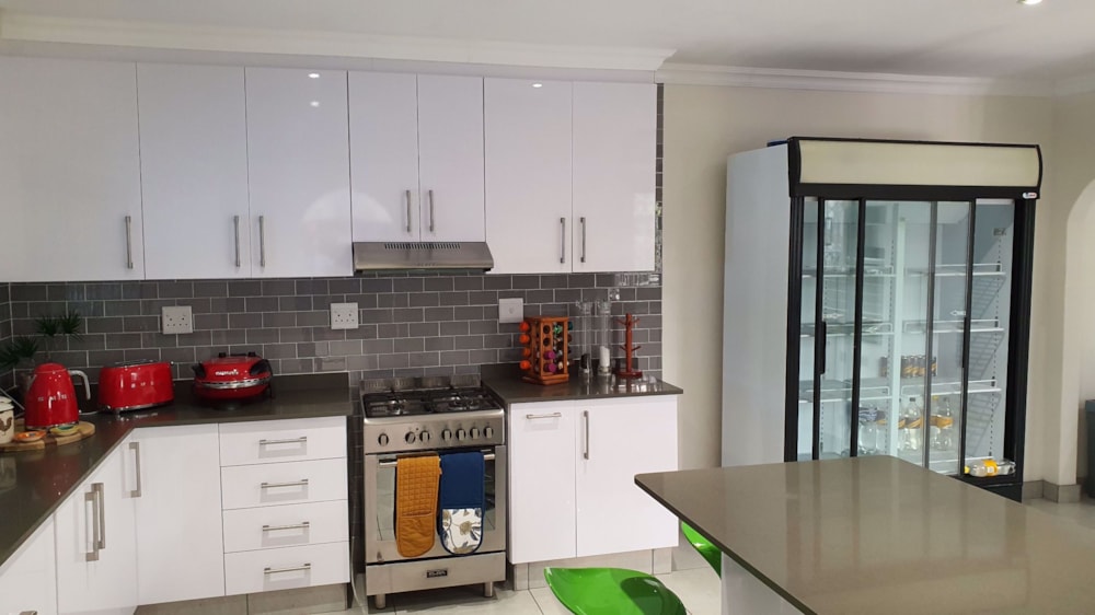 Double-storey house for sale in Port Edward - 1PD1576174