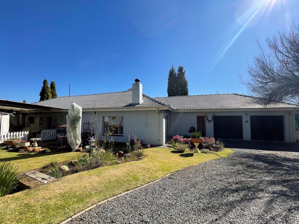 House for sale in Machadodorp, Mpumalanga - 1DS1576487