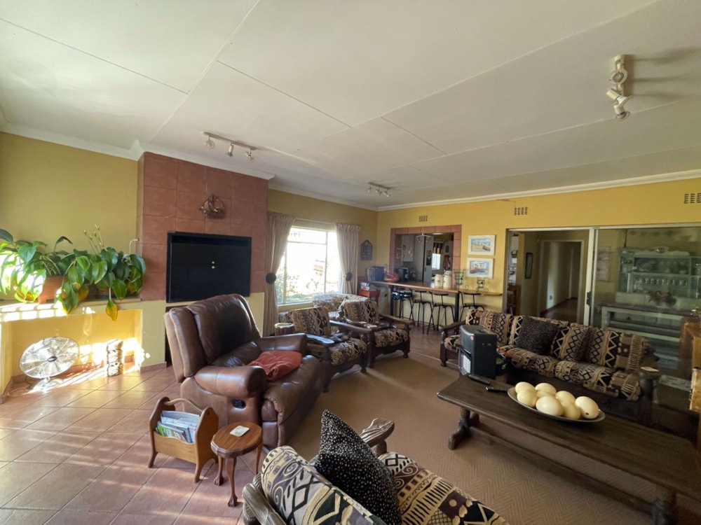 House for sale in Machadodorp, Mpumalanga - 1DS1576487
