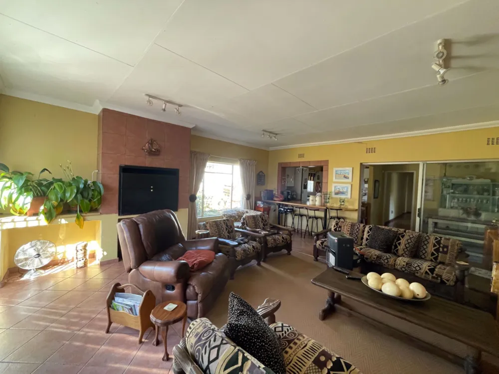 House for sale in Machadodorp, Mpumalanga - 1DS1576487 House for sale in Machadodorp, Mpumalanga - 1DS1576487