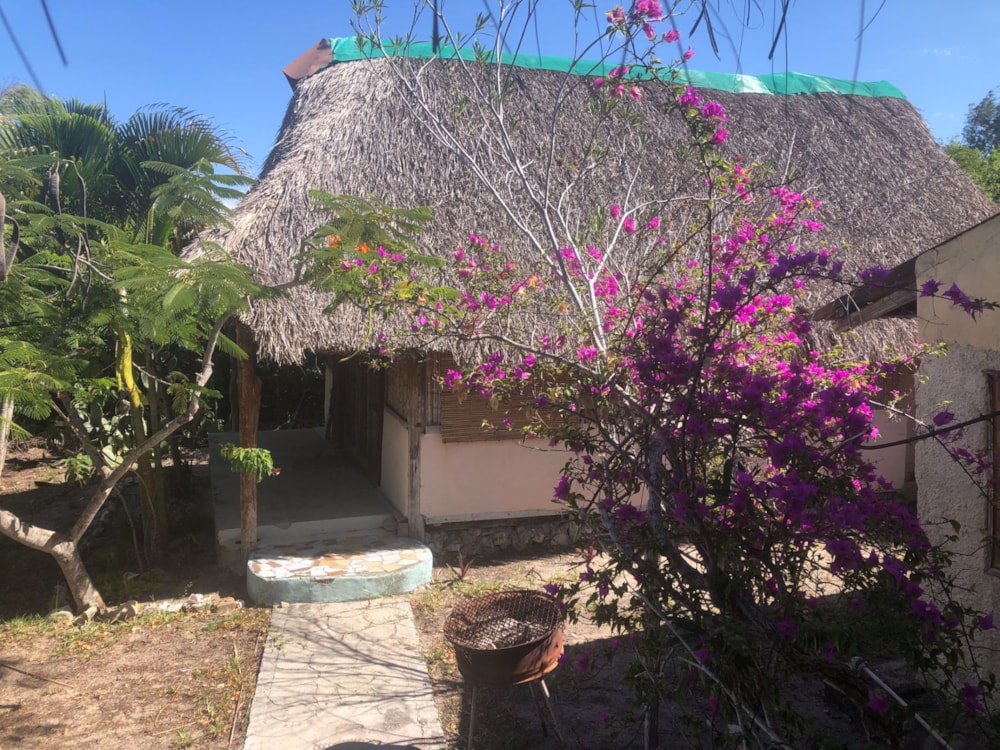 Beachfront villa for sale in Vilanculos, Mozambique - 3MQ1577444