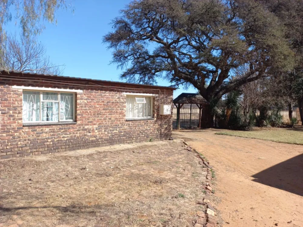 Smallholding sold in Schweizer-Reneke - 1KJ1577583 Smallholding sold in Schweizer-Reneke - 1KJ1577583
