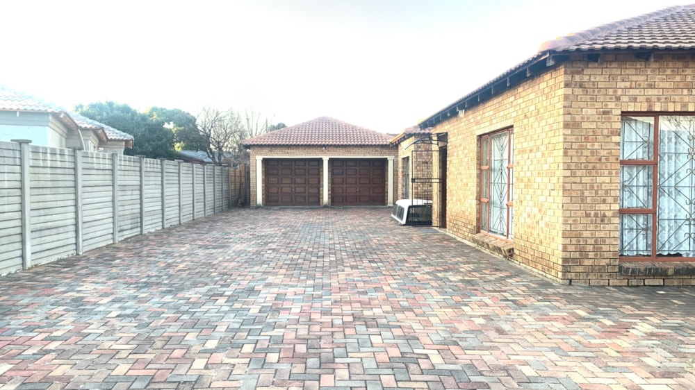 Single-storey house for sale in Riamar Park - PRN1578946