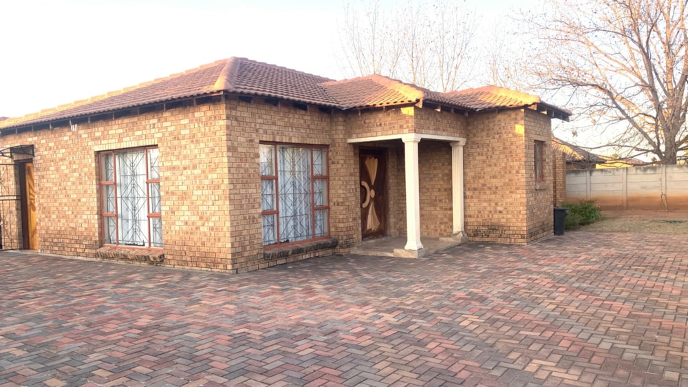 Single-storey house for sale in Riamar Park - PRN1578946