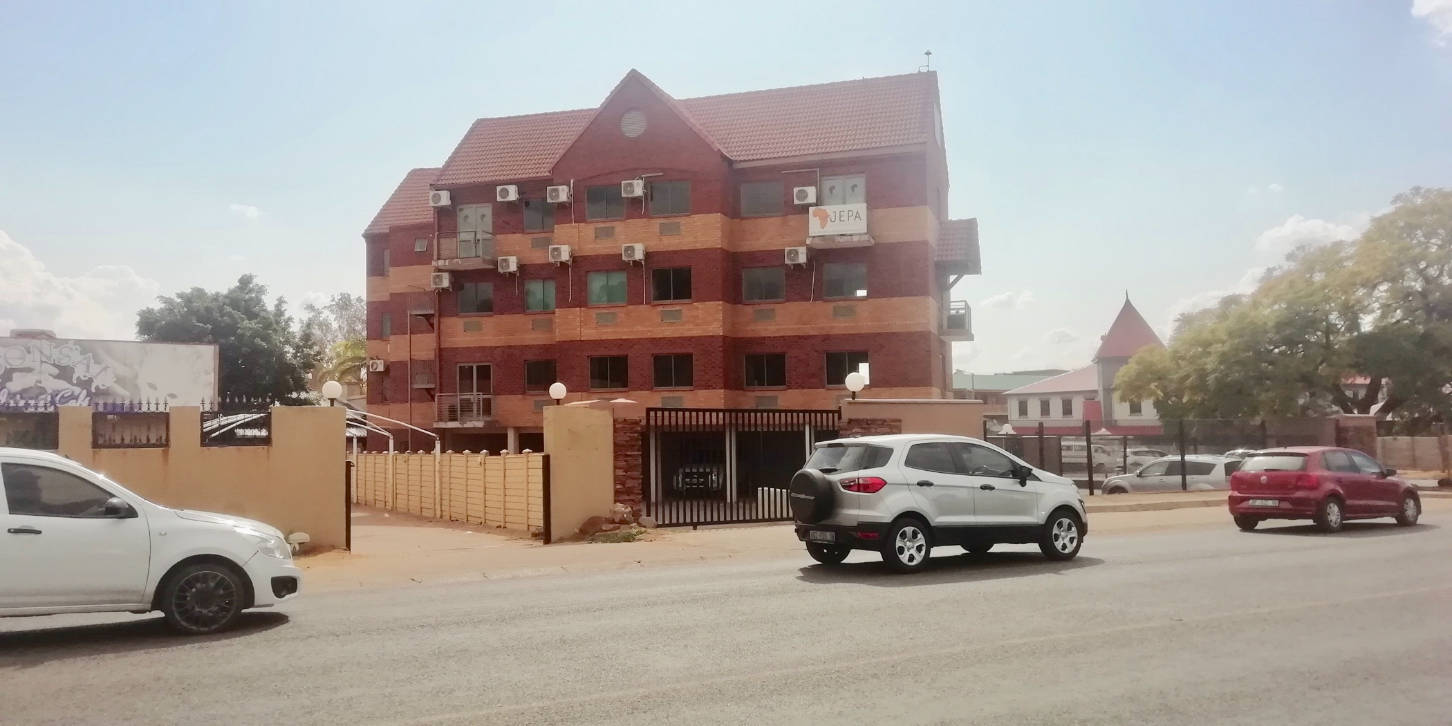 Commercial office for sale in Rustenburg - 1RU1578342