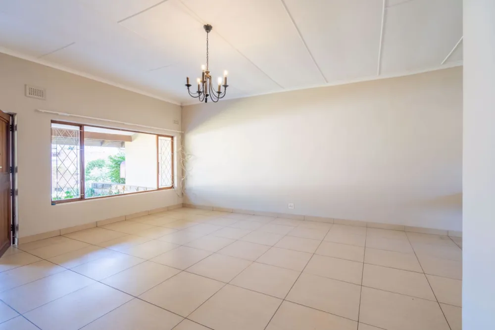 Townhouse for sale in Waterfall, Upper Highway - 1KF1646892