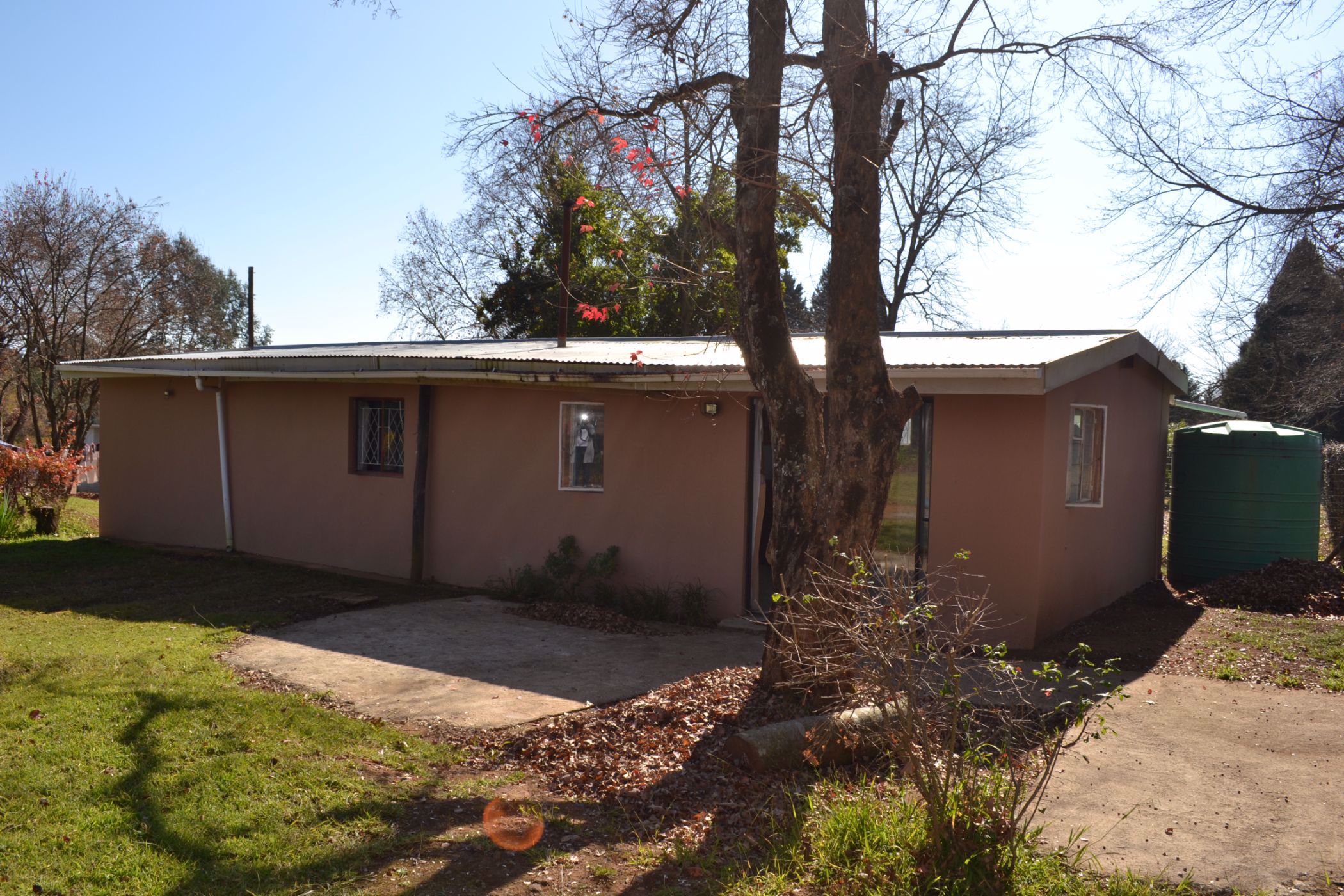 House let in Himeville - 1UB1662703