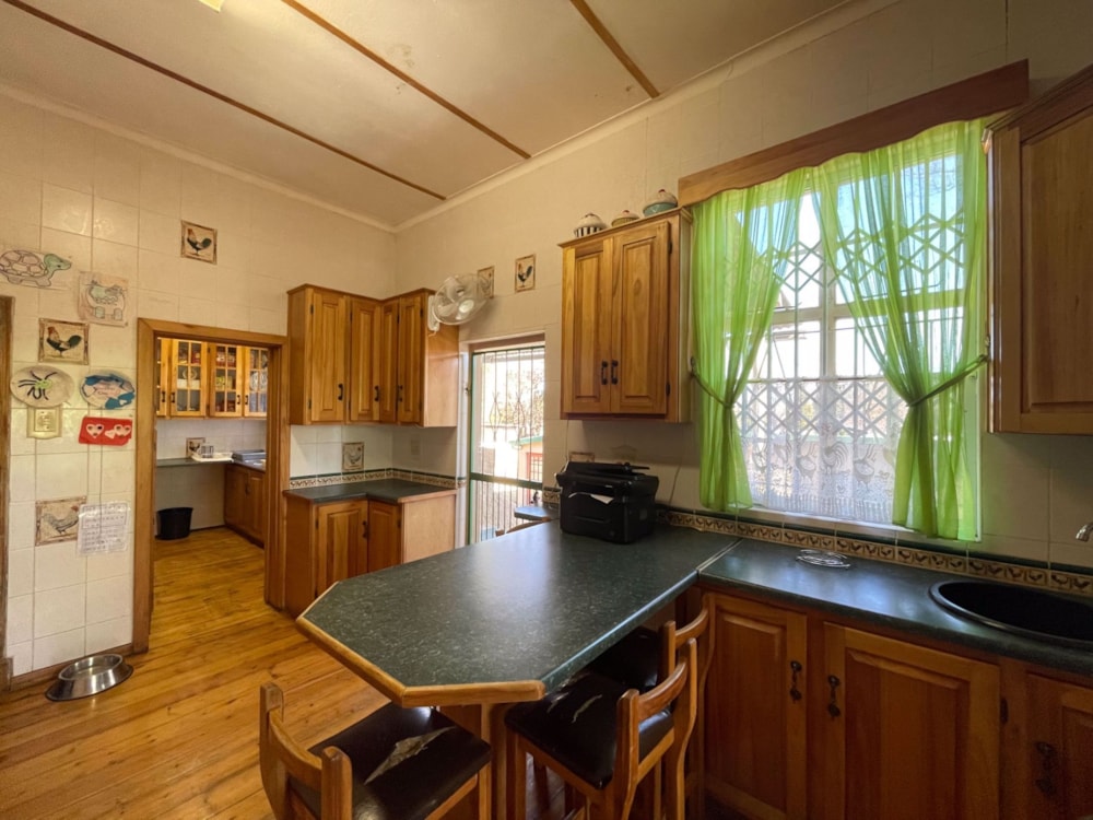 House for sale in Machadodorp, Mpumalanga - 1DS1736326