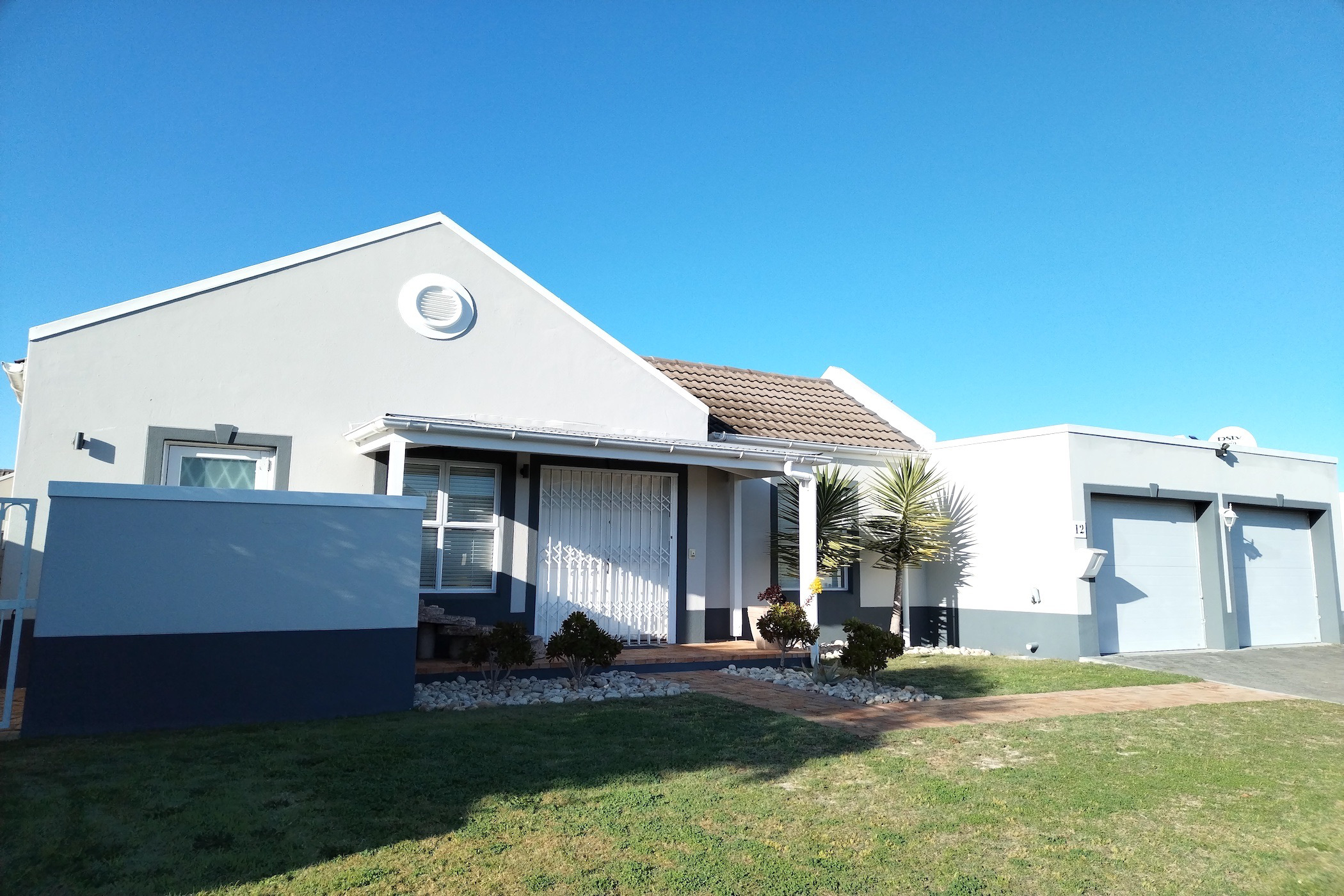 House let in Sunningdale, Blouberg - 1TV1713661