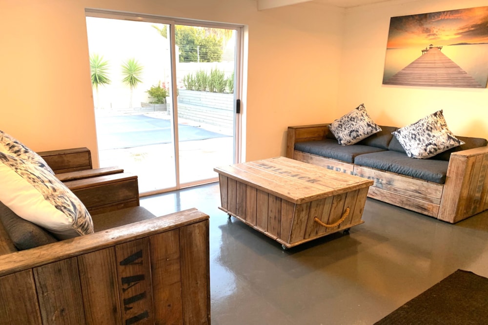 House let in Sunningdale, Blouberg - 1TV1713661 House let in Sunningdale, Blouberg - 1TV1713661