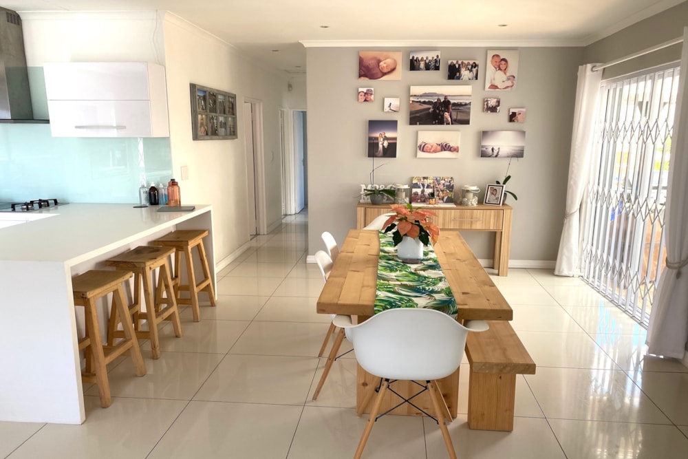 House let in Sunningdale, Blouberg - 1TV1713661 House let in Sunningdale, Blouberg - 1TV1713661