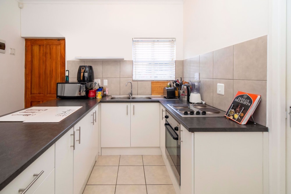 Security estate home to rent in Stellenbosch - STL1719844 Security estate home to rent in Stellenbosch - STL1719844