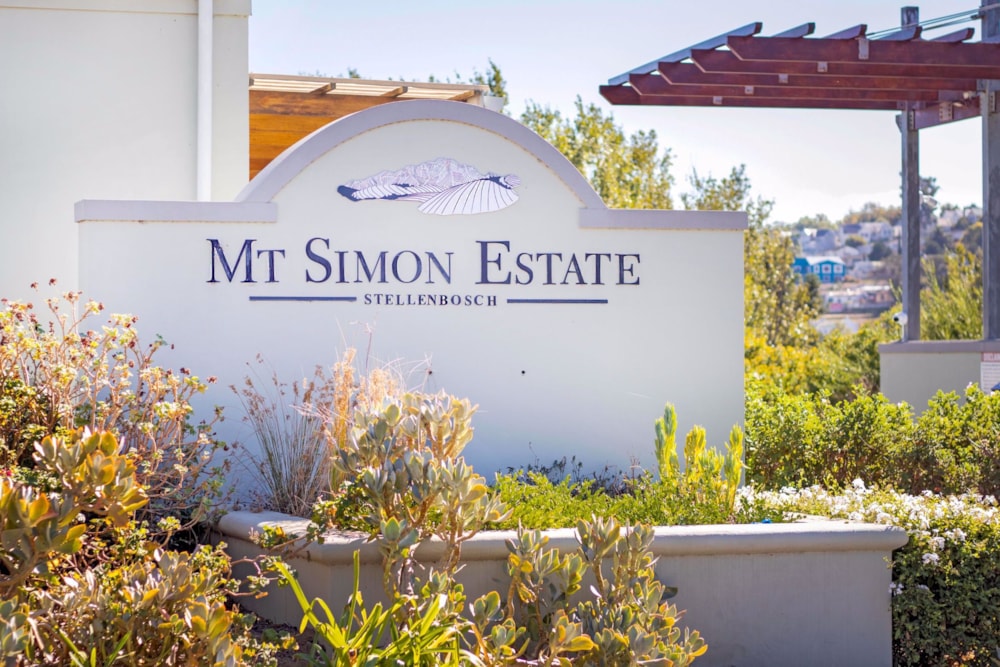 Security estate home to rent in Stellenbosch - STL1719844 Security estate home to rent in Stellenbosch - STL1719844