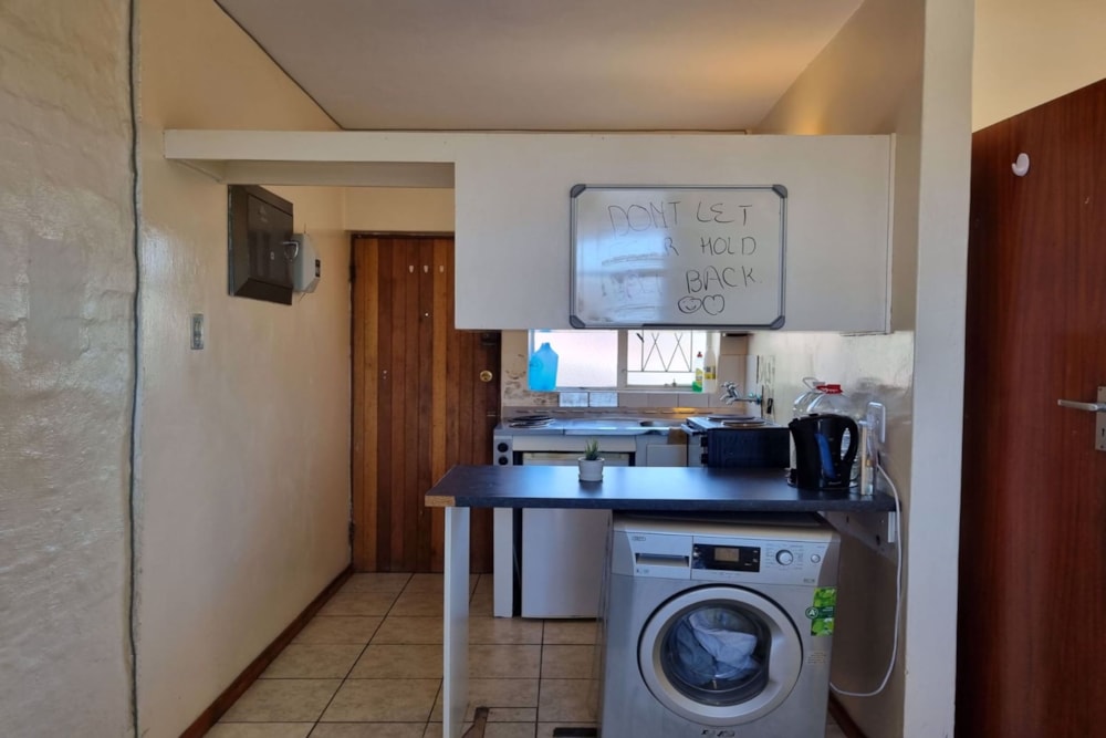 Bachelor apartment to rent in Grahamstown Central (Makhanda Central) - 1GC1749178 Bachelor apartment to rent in Grahamstown Central (Makhanda Central) - 1GC1749178