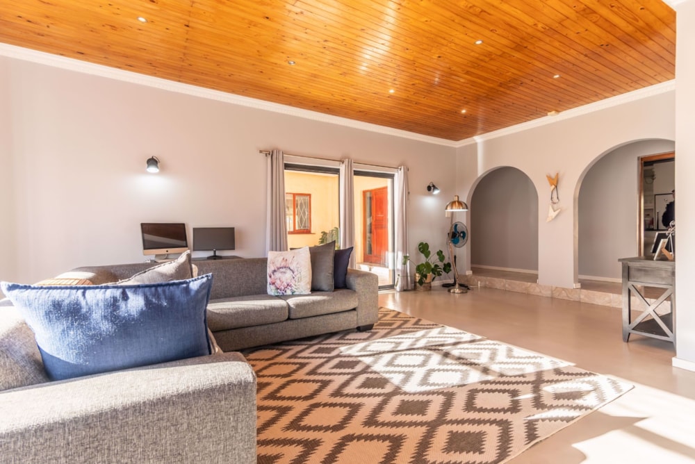 House for sale in Constantia, Cape Town - KW1729048