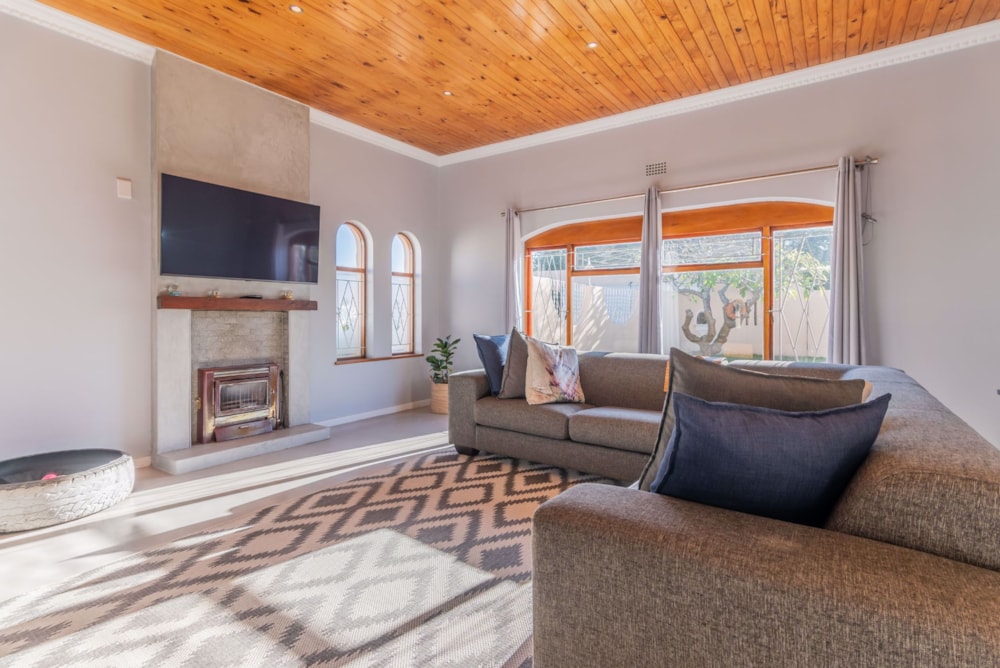 House for sale in Constantia, Cape Town - KW1729048