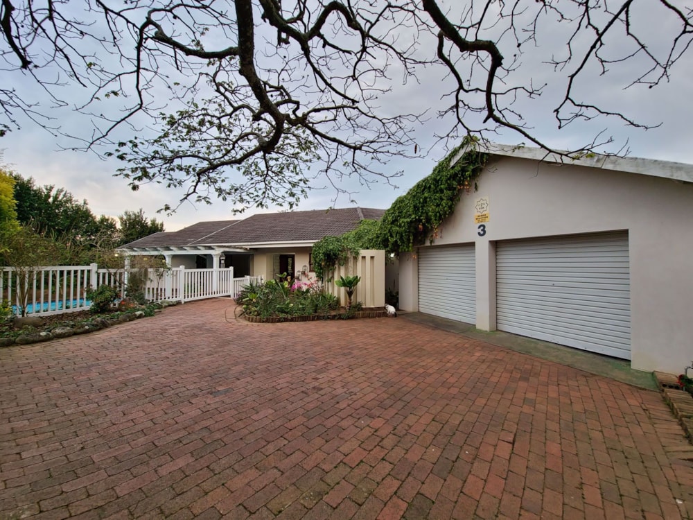 House for sale in Umtentweni - 1PX1579659 House for sale in Umtentweni - 1PX1579659