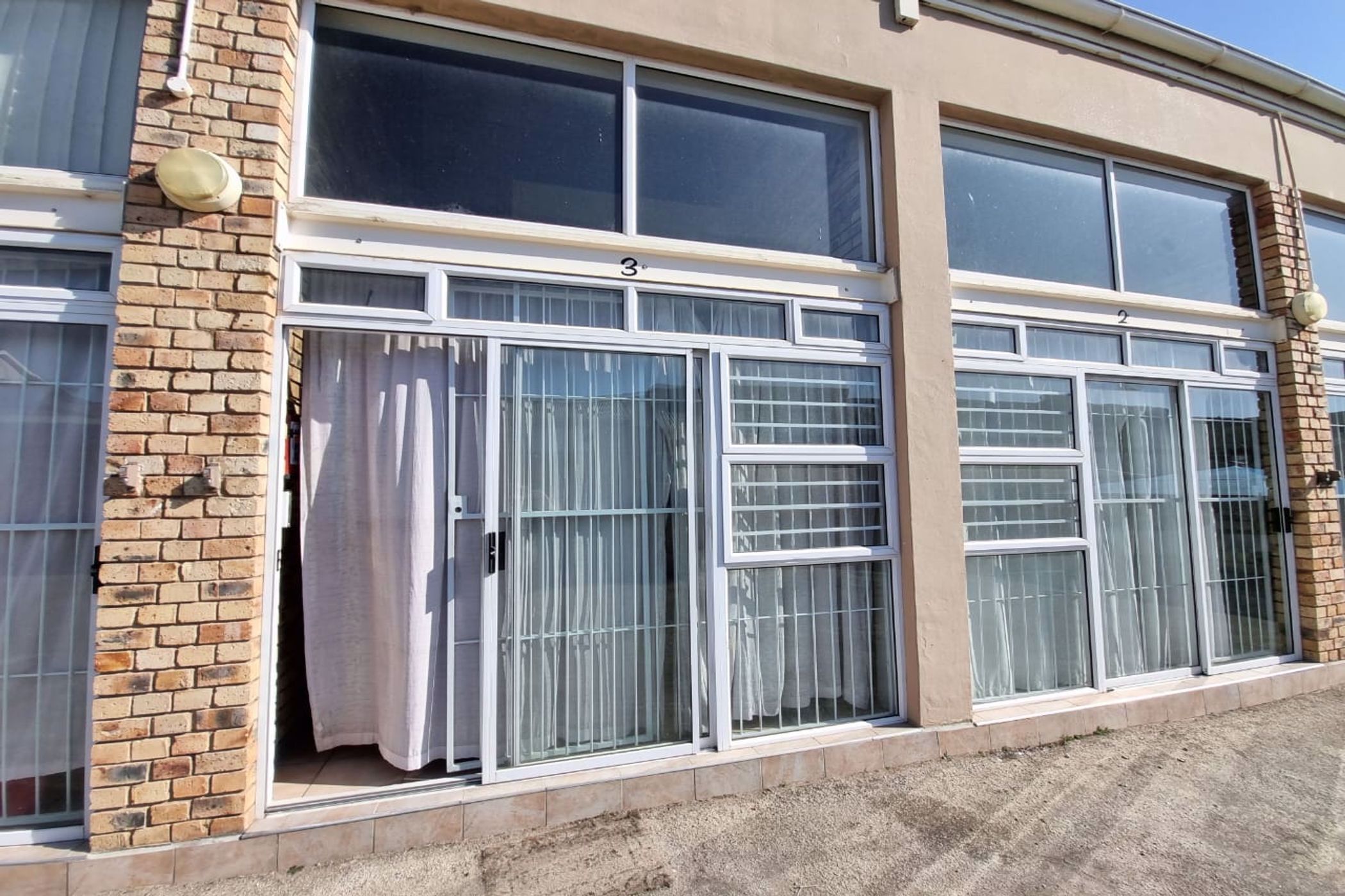 Apartment to rent in Grahamstown Central (Makhanda Central) - 1GC1750225