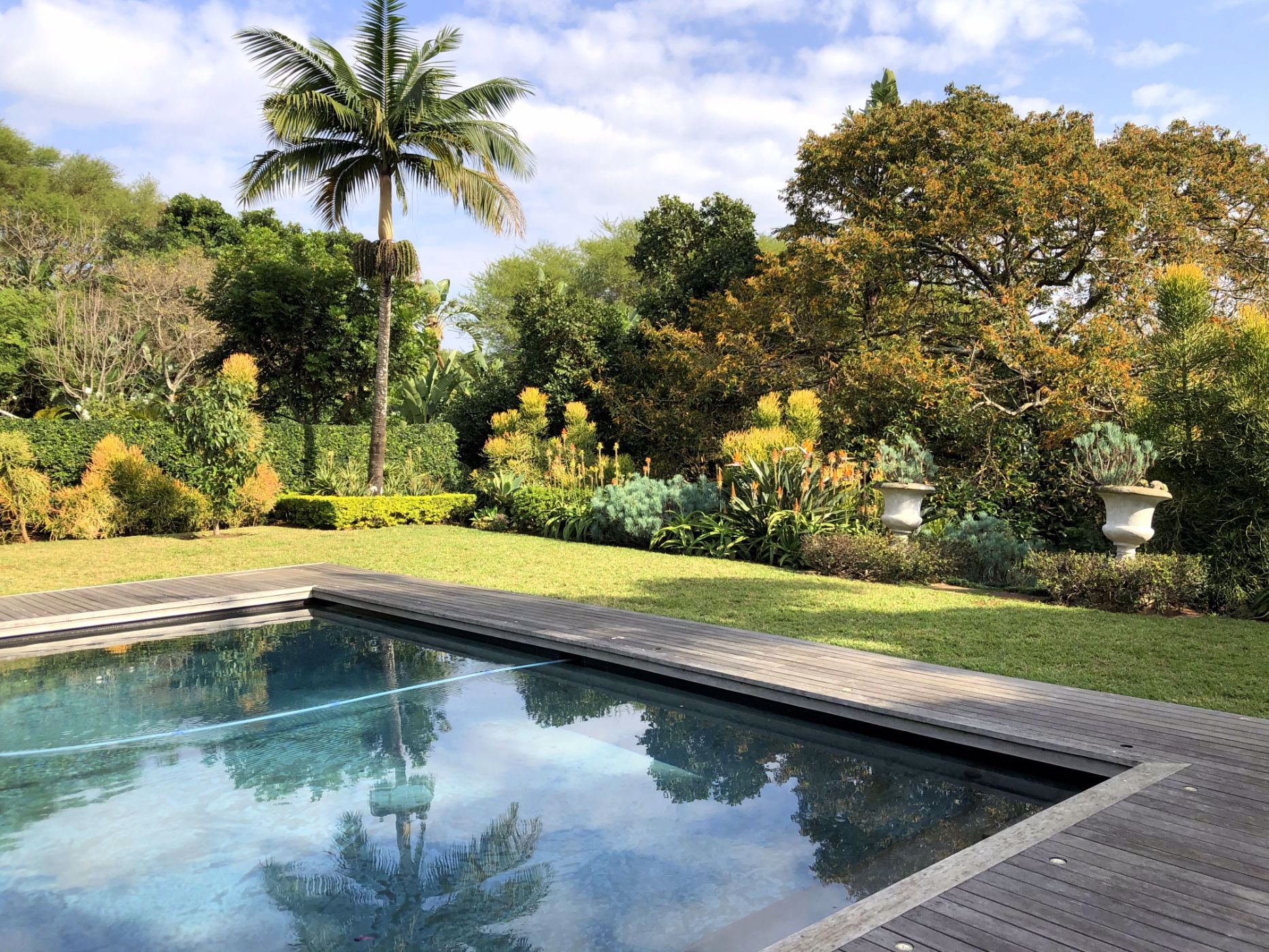 House for sale in Mount Edgecombe Country Estate - 1MT1579043