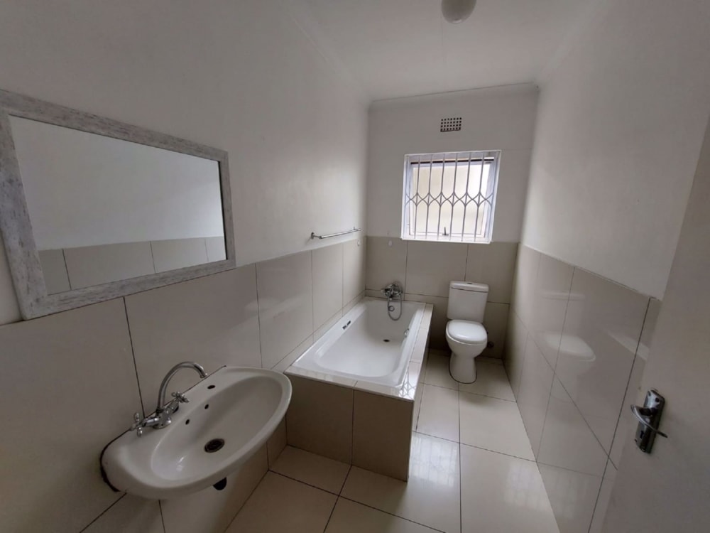 House for sale in Rondevlei Park - 1MN1738408