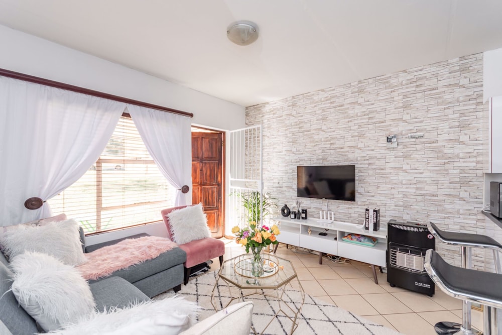 Apartment for sale in Honeydew, Roodepoort - RAN1749098 Apartment for sale in Honeydew, Roodepoort - RAN1749098