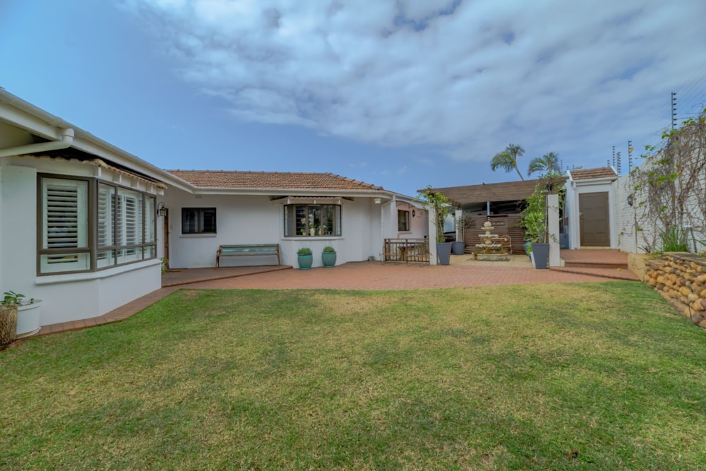 House for sale in La Lucia - 1ND1640195 House for sale in La Lucia - 1ND1640195