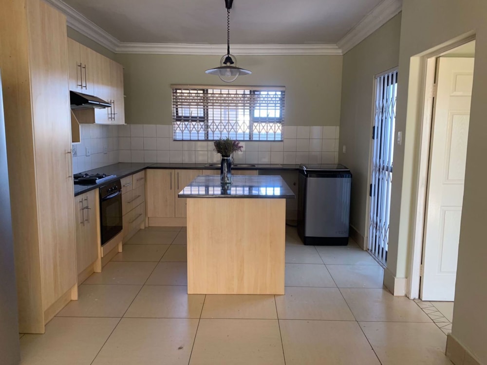 Townhouse for sale in Shellyvale - 1BX1677098