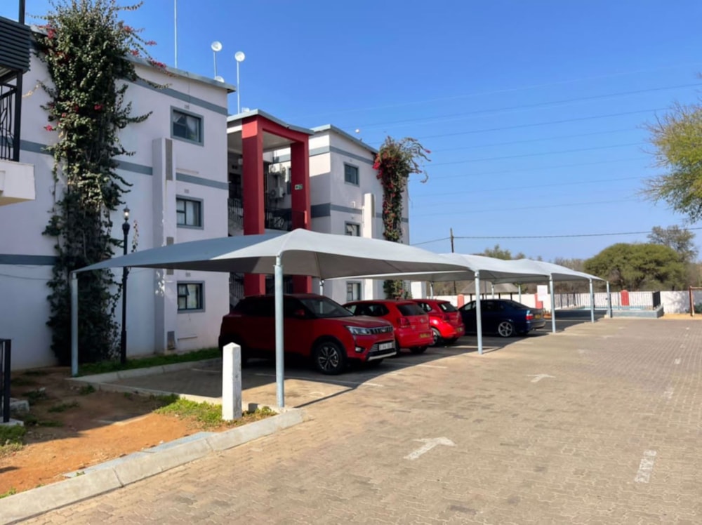 Apartment to rent in Broadhurst, Botswana - 3BO1745160