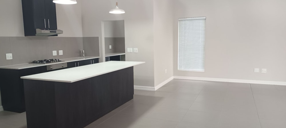 Security estate home let in Amandelsig - 1KV1684872 Security estate home let in Amandelsig - 1KV1684872