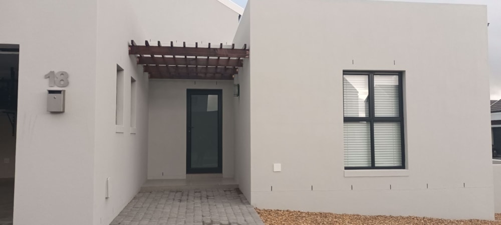 Security estate home let in Amandelsig - 1KV1684872 Security estate home let in Amandelsig - 1KV1684872