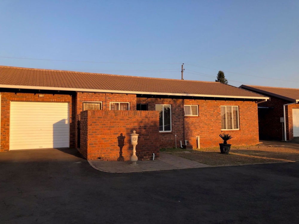 Townhouse for sale in Cleland - 1PM1689016