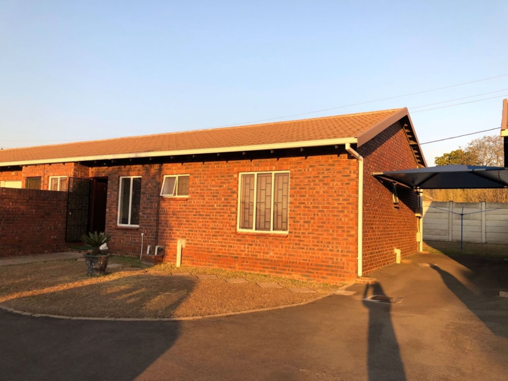 Townhouse for sale in Cleland - 1PM1689016