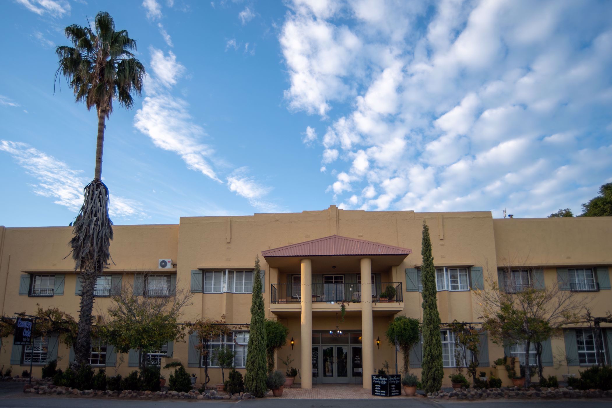 Country hotel for sale in Britstown - 1KK1579245