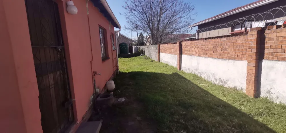 House for sale in King Williams Town (Qonce) - 1MH1579578