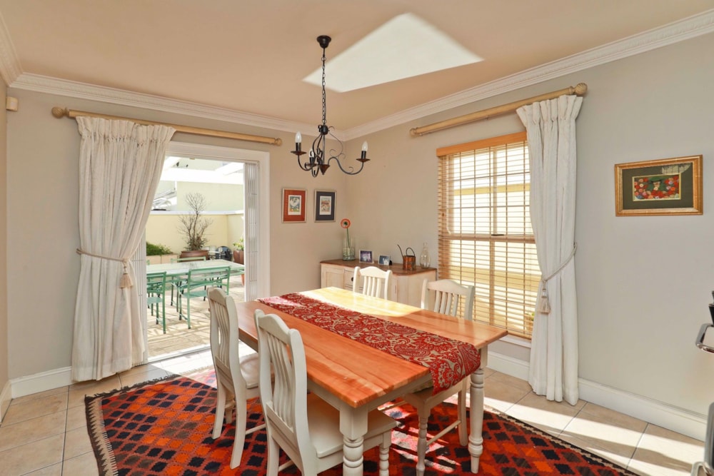 Townhouse to rent in Kenilworth Upper - RBL1747045