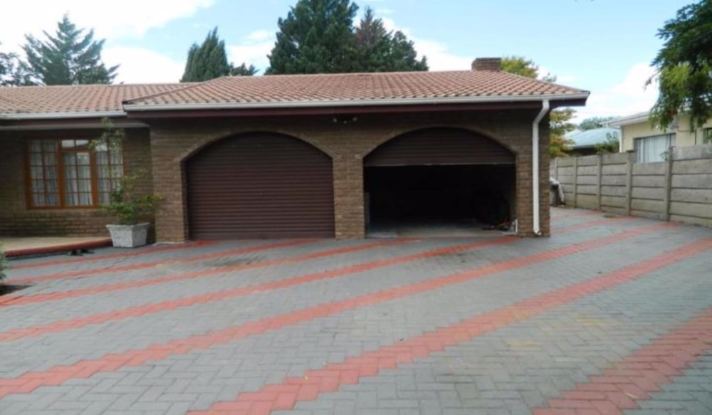 House for sale in Queenstown - 1MH1580328