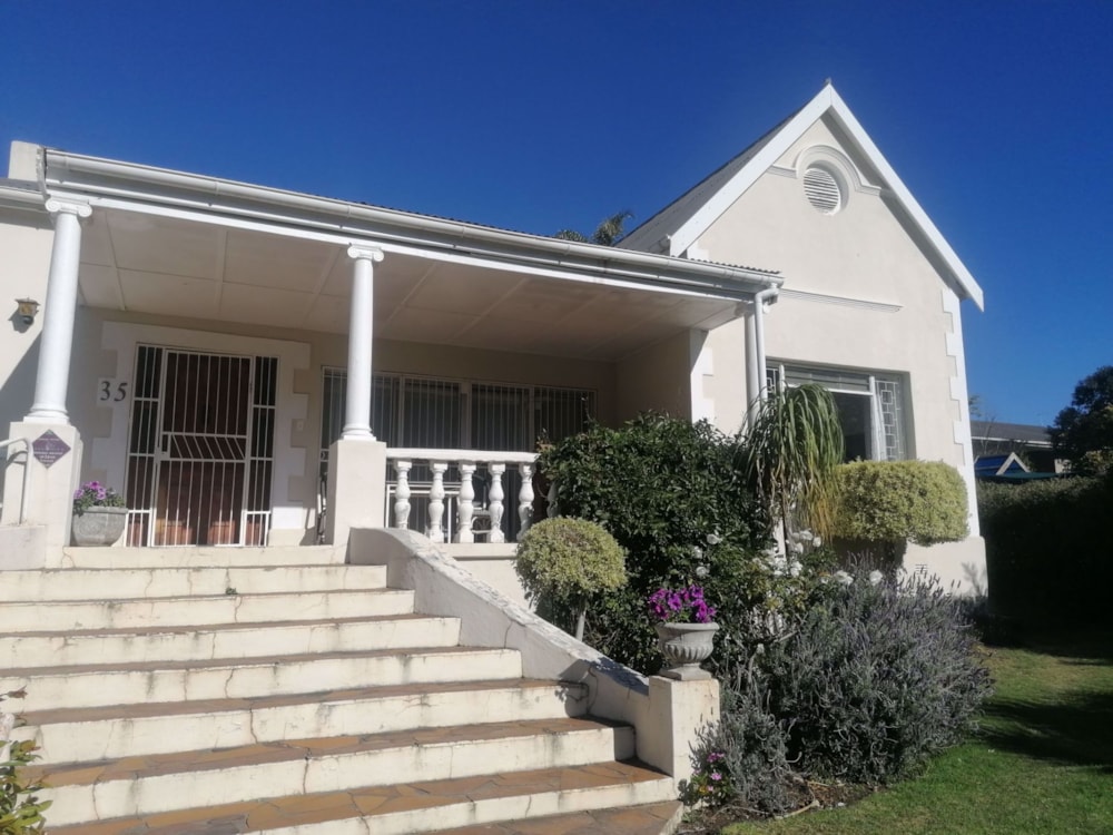 House for sale in Somerset East - 1KK1580932 House for sale in Somerset East - 1KK1580932