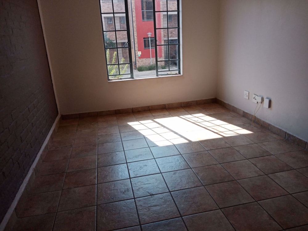 Apartment sold in Amberfield, Centurion - CN1732895