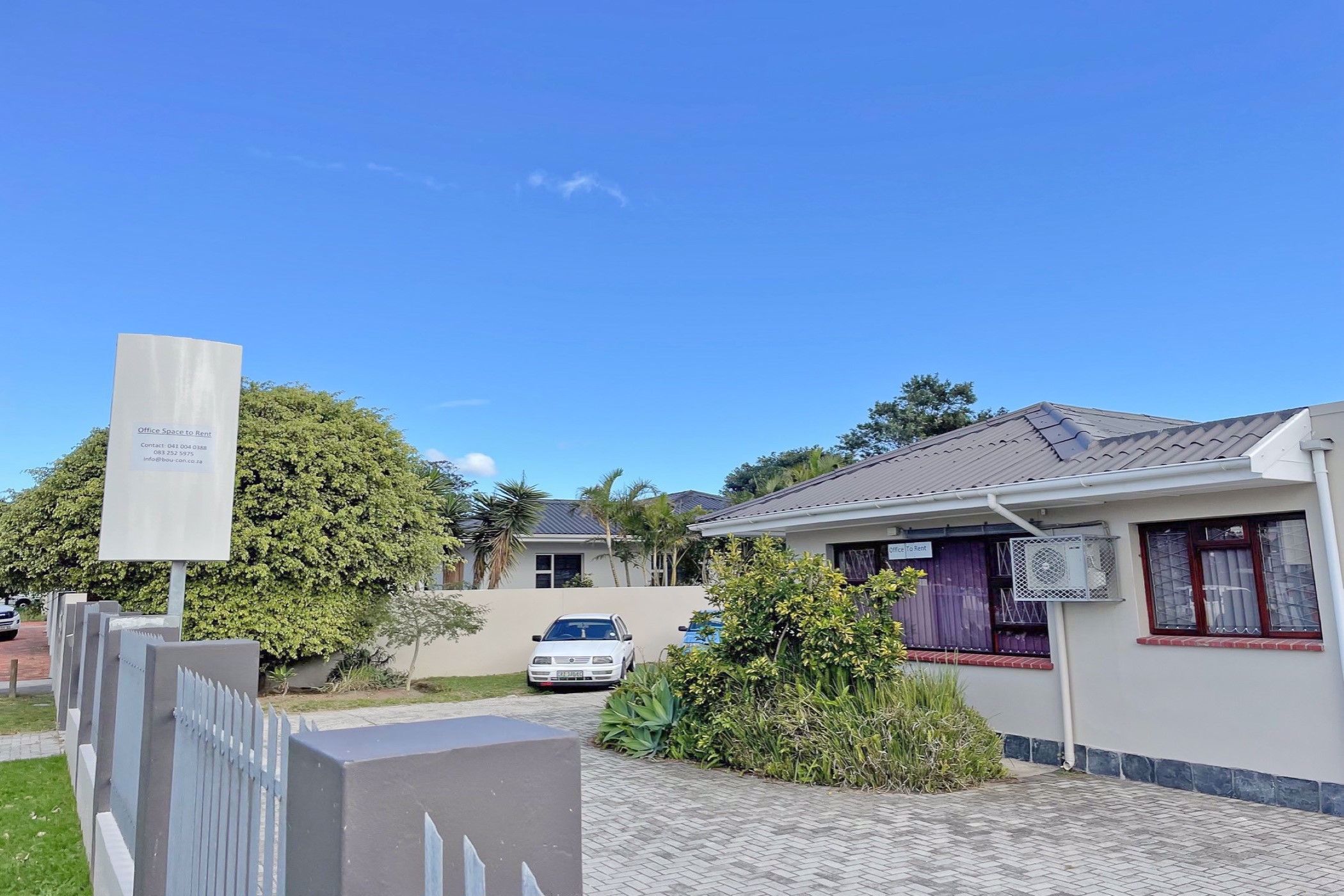 Commercial office to rent in Newton Park - 1PLZ1581048