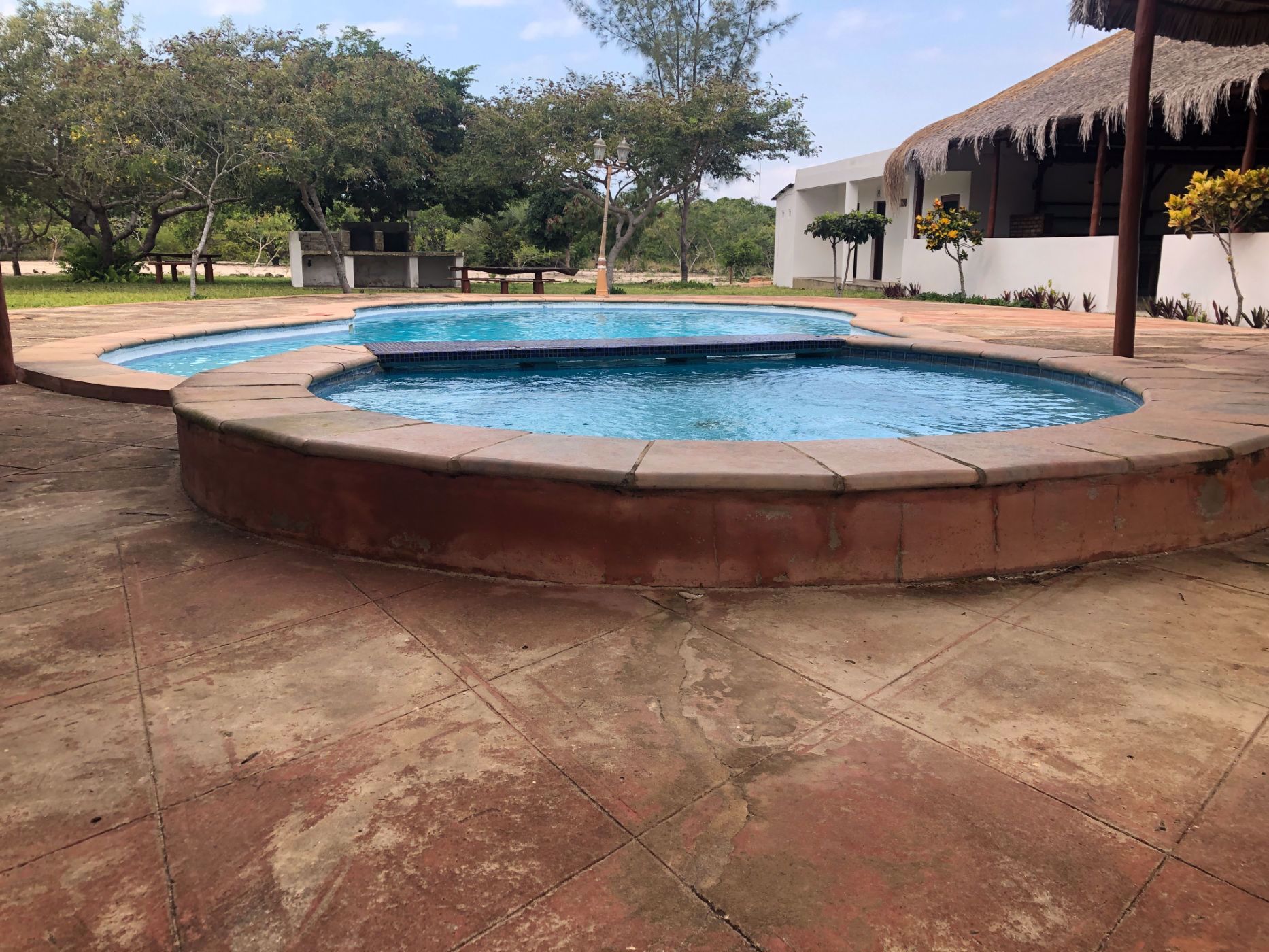 Function venue for sale in Vilanculos, Mozambique - 3MQ1581114