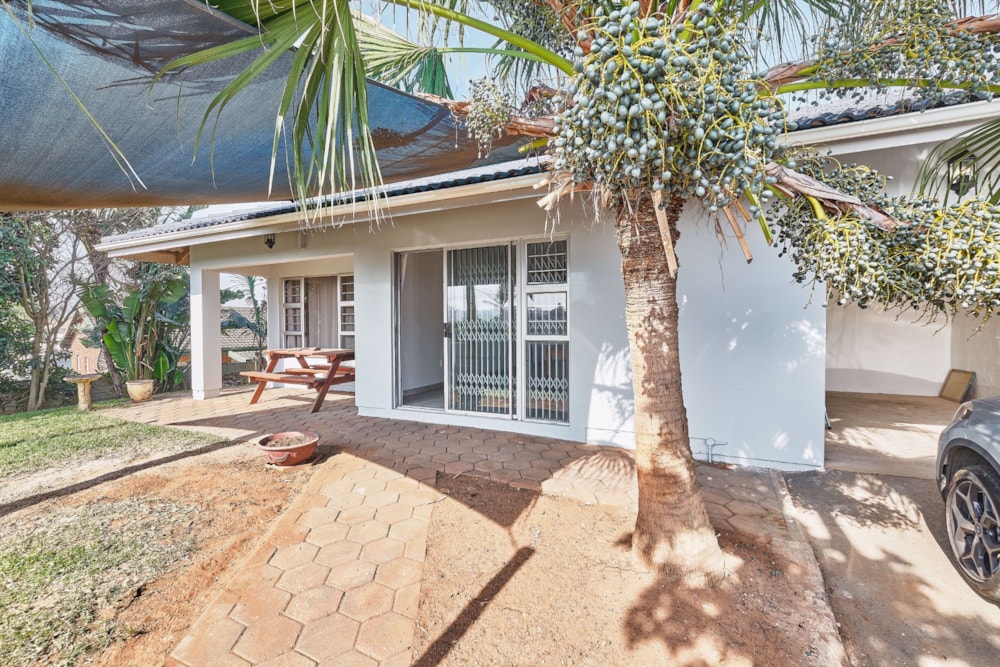 Garden cottage let in Warner Beach - 1WB1734290