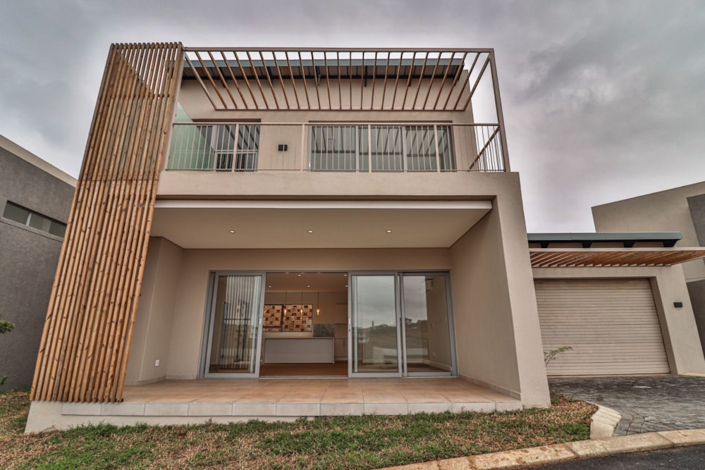 Double-storey house for sale in Zululami Estate - 1BD1645577 Double-storey house for sale in Zululami Estate - 1BD1645577