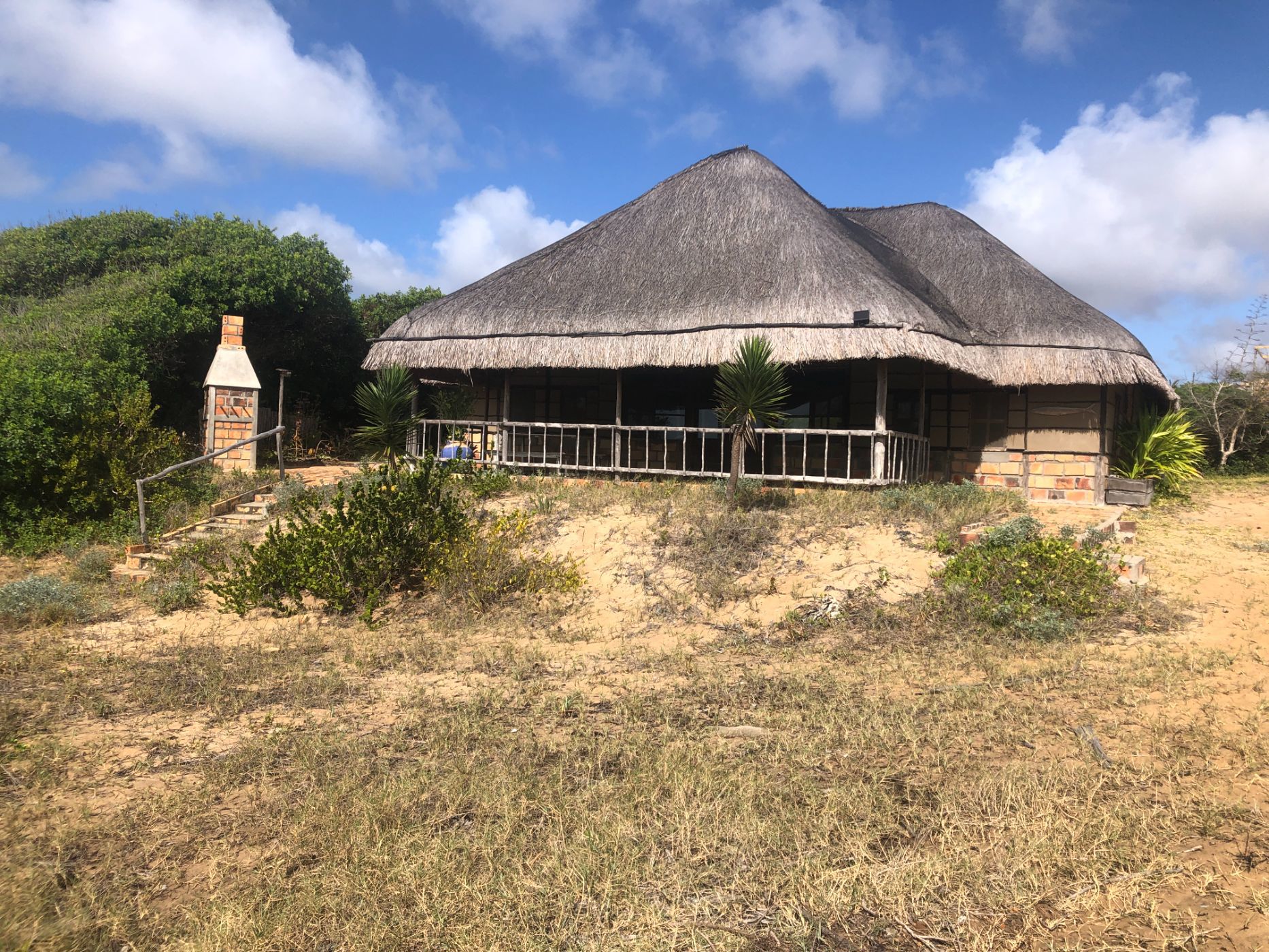 Beach bungalow for sale in Guinjata, Inhambane, Mozambique - 3MQ1582560