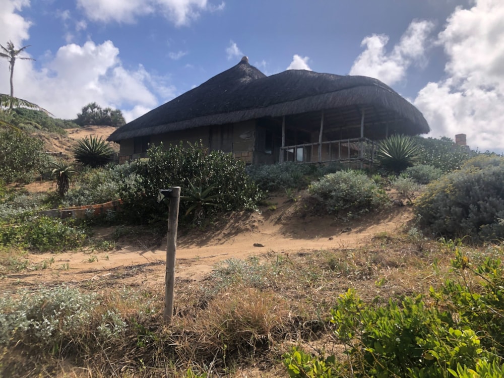Beach bungalow for sale in Guinjata, Inhambane, Mozambique - 3MQ1582561 Beach bungalow for sale in Guinjata, Inhambane, Mozambique - 3MQ1582561