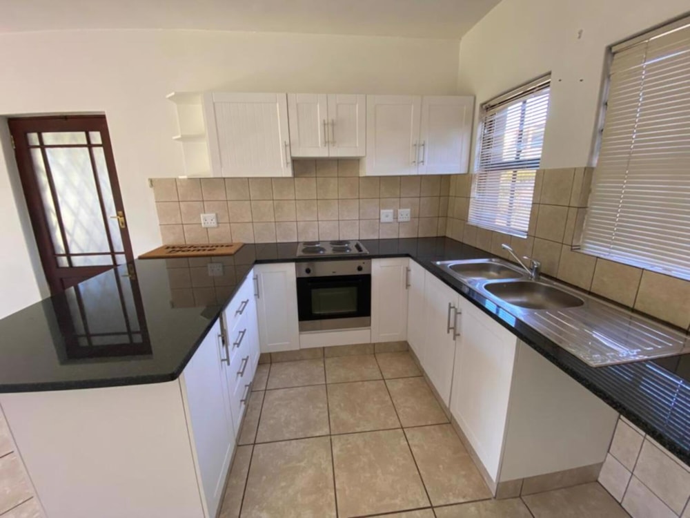 Apartment let in Hilton, KwaZulu-Natal - 1PM1710931